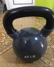 Charger l'image dans la galerie, Kettlebell de 8kg à 18kg